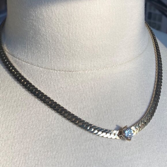 Vintage Gold Tone Solitaire Rhinesotne Necklace Herringbone Chain 17in Korea - Picture 3 of 13